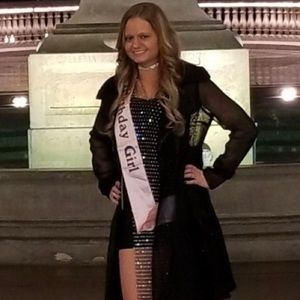 Meet your Posher, Cyndi